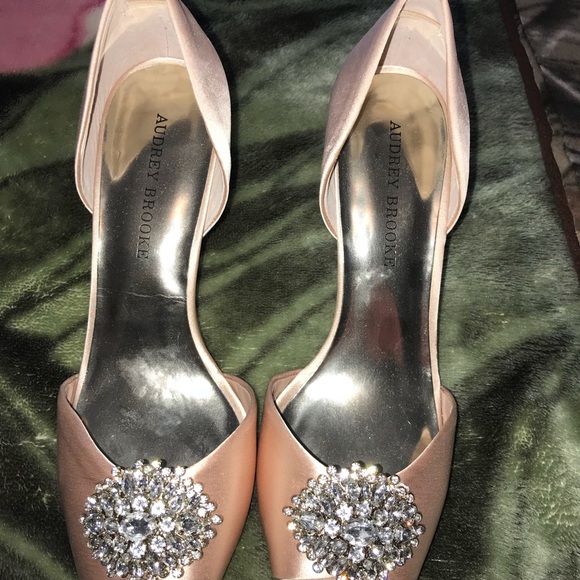 Jeweled Heels - Picture 2 of 3